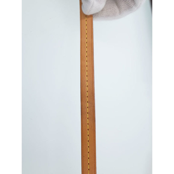 Louis Vuitton Monogram Favorite Bag - Picture 6 of 8